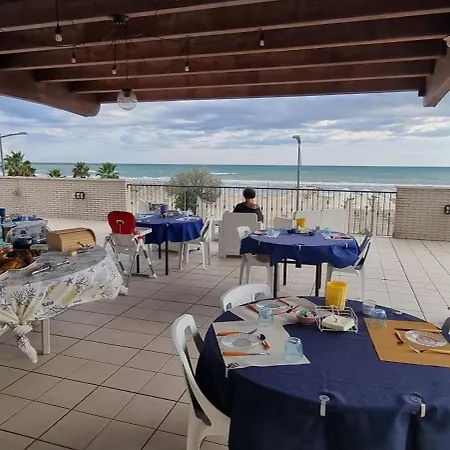 Il Sorriso Di Angelina Pescara