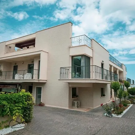 לינה וארוחת בוקר Il Sorriso Di Angelina פסקרה